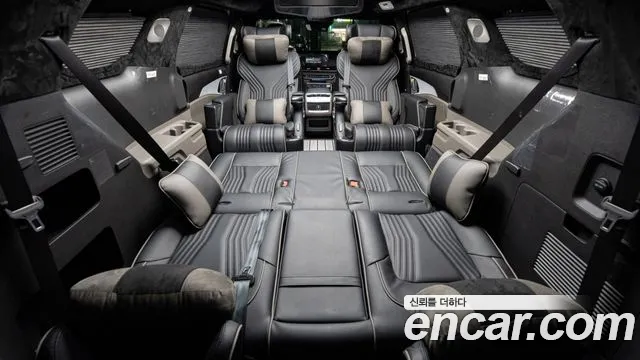 Kia Canival Новый Carnival 4 поколение Бензин 9 мест Hi-Limousine (Спецкузов) — Фото автомобиля 18