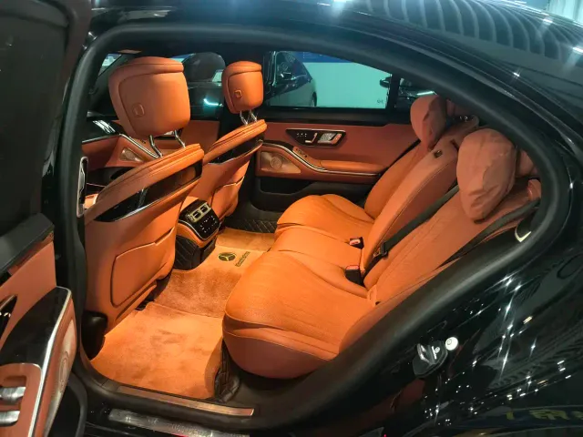 Mercedes-Benz S-Class — Фото автомобиля 3