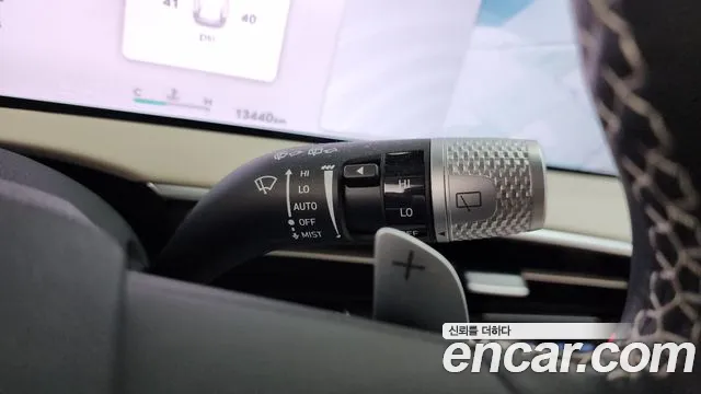 Genesis GV70 2.5T Бензин AWD — Фото автомобиля 24