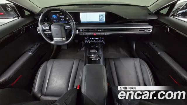 Hyundai Grandeur Grandeur (GN7) 2.5 Бензин 2WD — Фото автомобиля 4