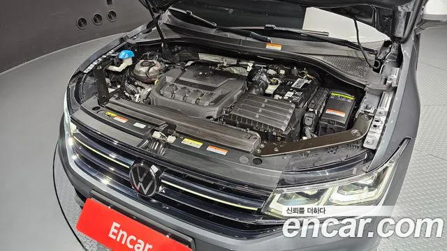 Volkswagen Tiguan — Фото автомобиля 6