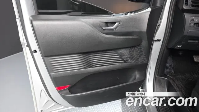 Hyundai Staria — Фото автомобиля 13