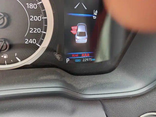 Toyota Corolla 2021 1.2T S-CVT Elite PLUS Edition — Фото автомобиля 8