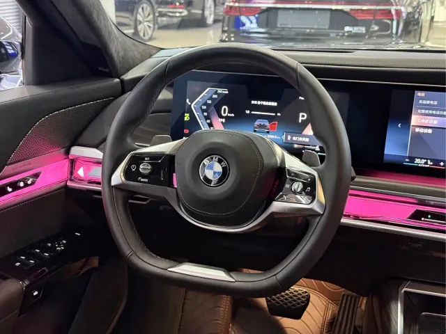 BMW 7 Series — Фото автомобиля 5