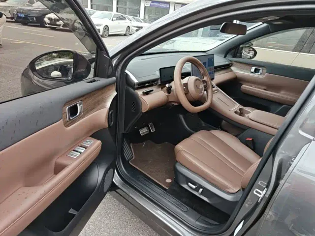 Wuling Starlight S — Фото автомобиля 11