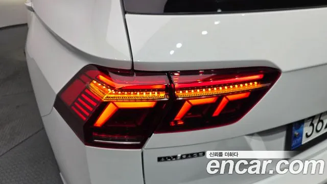 Volkswagen Tiguan — Фото автомобиля 8