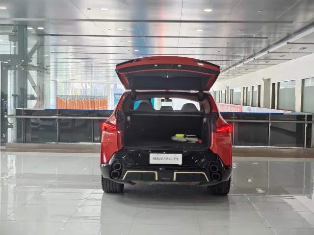 BMW XM — Фото автомобиля 6