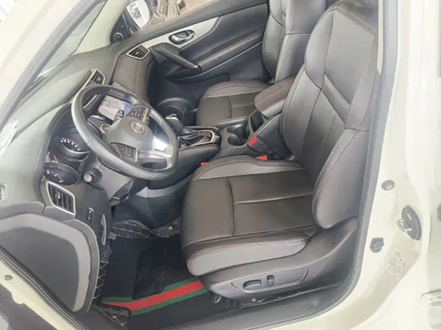 Nissan Qashqai — Фото автомобиля 14