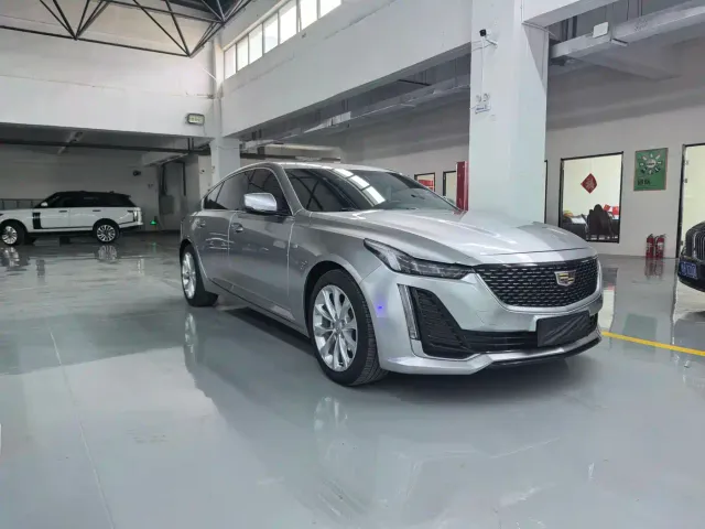 Cadillac CT5 — Фото автомобиля 3