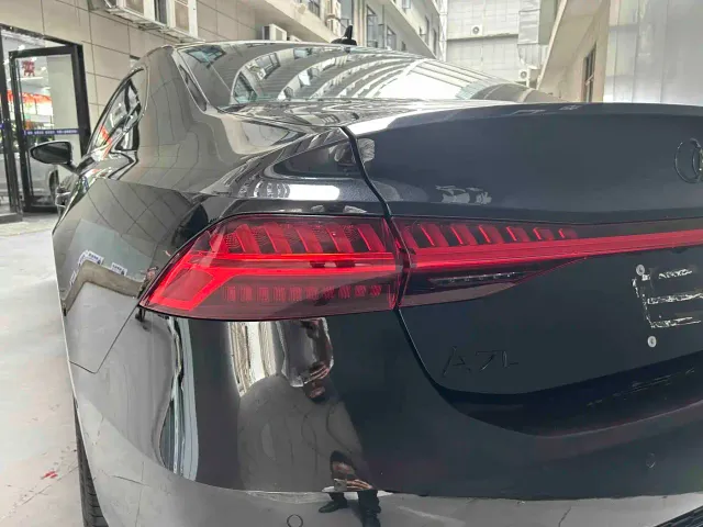 Audi A7L — Фото автомобиля 15
