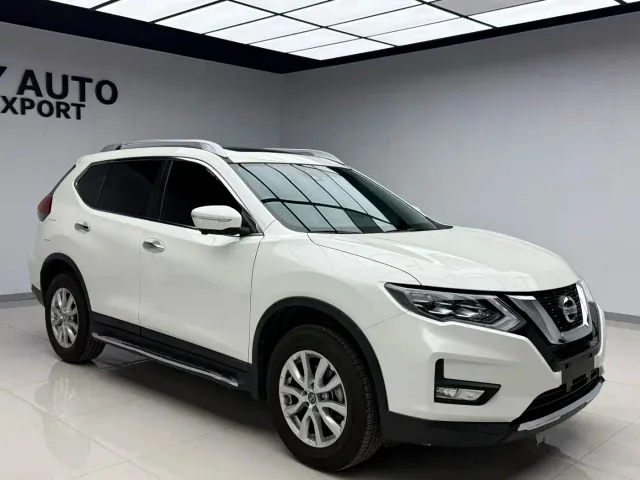 Nissan X-Trail — Фото автомобиля 2