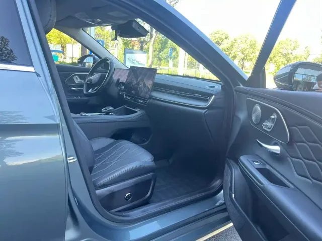 Chery Arrizo 8 PRO — Фото автомобиля 5