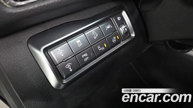 KG_Mobility_Ssangyong TIBOLI Very New Tivoli Бензин 1.5 2WD — Фото автомобиля 19