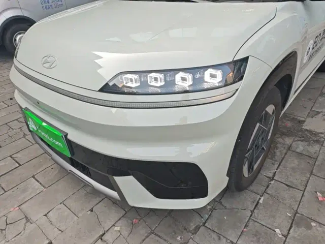 Hyundai ELEXIO — Фото автомобиля 23