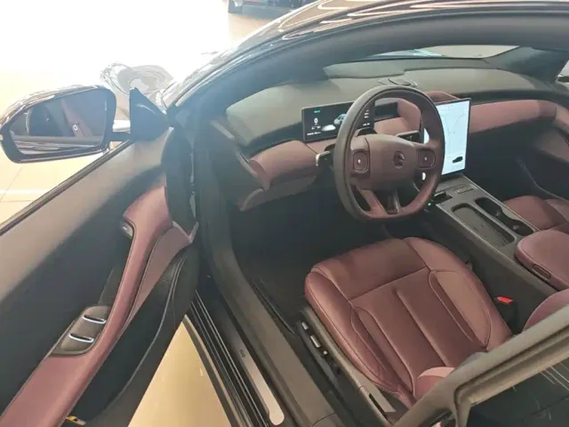 Nio ET5 Touring — Фото автомобиля 15