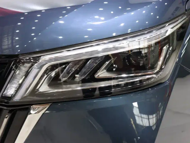 Wuling Jiachen — Фото автомобиля 17