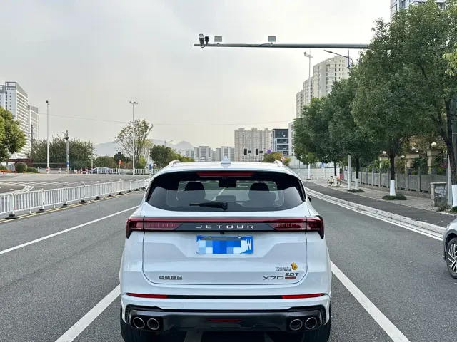 Jetour X70 Plus — Фото автомобиля 18
