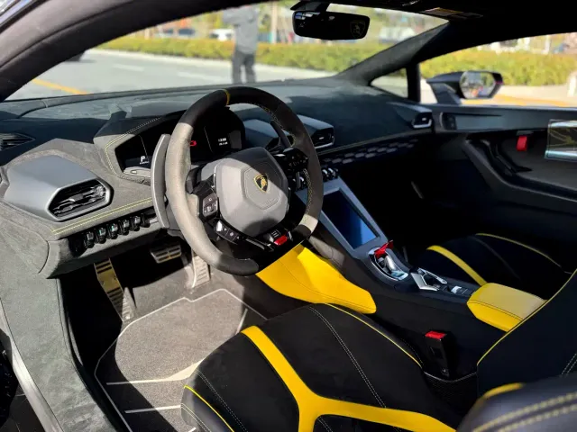 Lamborghini Huracan — Фото автомобиля 5
