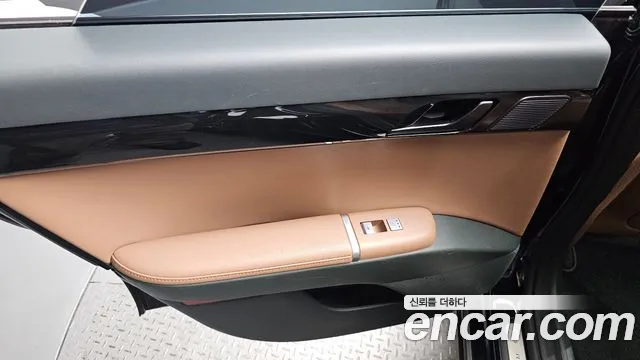 Hyundai Grandeur Grandeur (GN7) — Фото автомобиля 18