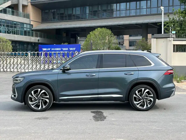 Geely Xingyue L — Фото автомобиля 8