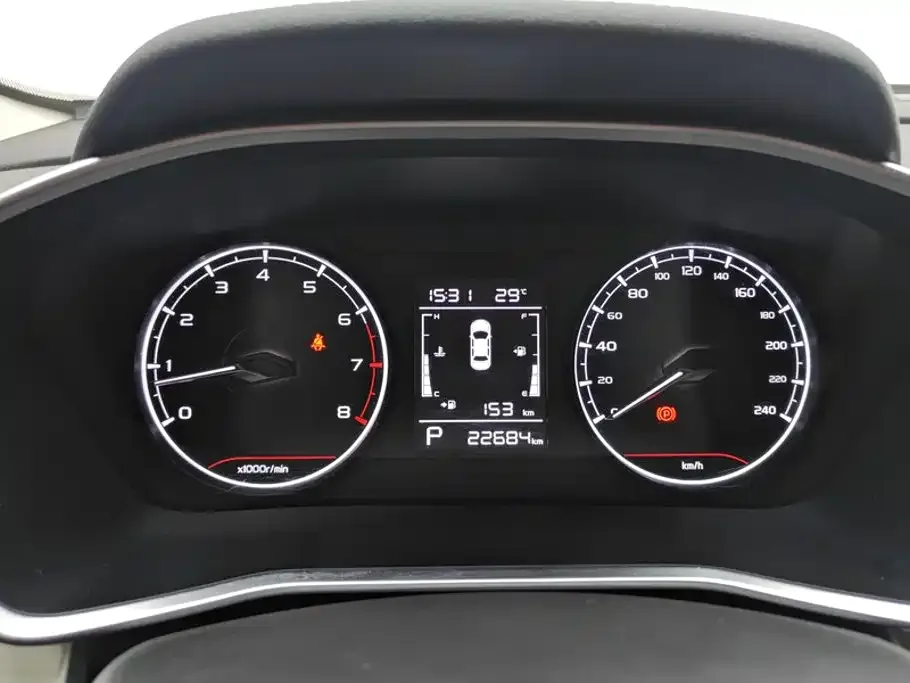 Geely Binyue 2025 1.5L CVT Super Edition — Фото автомобиля 14