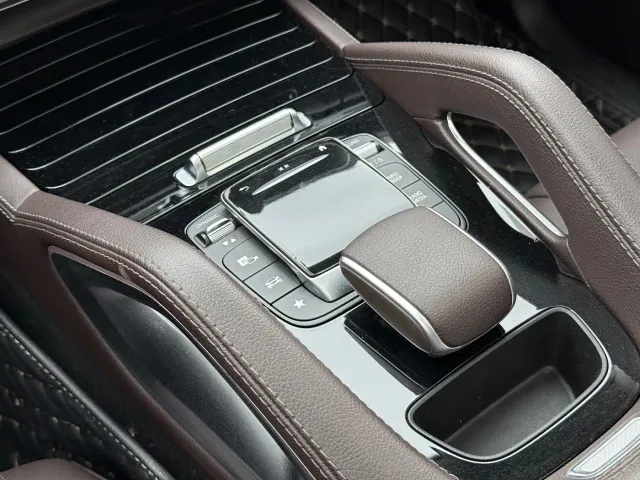 Mercedes-Benz GLE-Class — Фото автомобиля 13