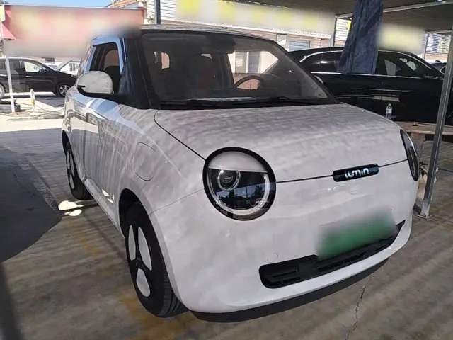 Changan Lumin — Фото автомобиля 3