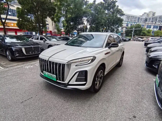 Фотография автомобиля — Hongqi HS3 PHEV