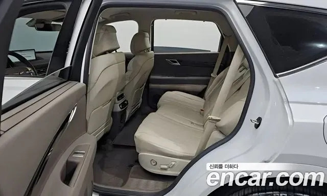 Genesis GV80 2.5T Бензин AWD — Фото автомобиля 12