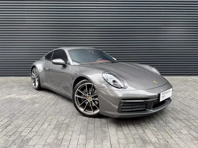Porsche 911 — Фото автомобиля 2