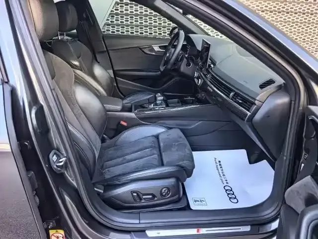 Audi Audi A4L 2022 45 TFSI quattro Premium Dynamic — Фото автомобиля 9