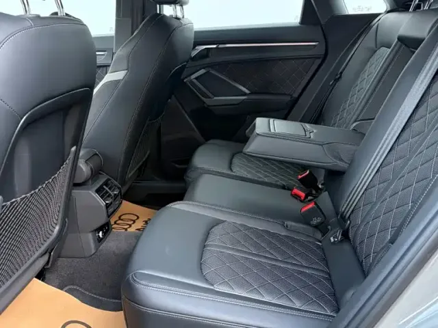 Audi Q3 — Фото автомобиля 10