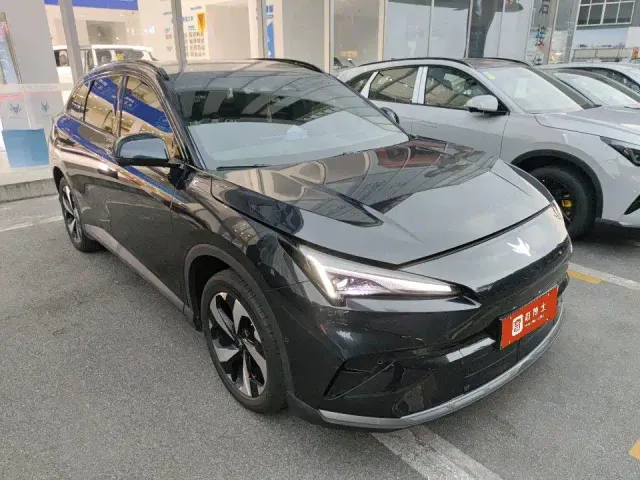 Arcfox Alpha T5 — Фото автомобиля 2