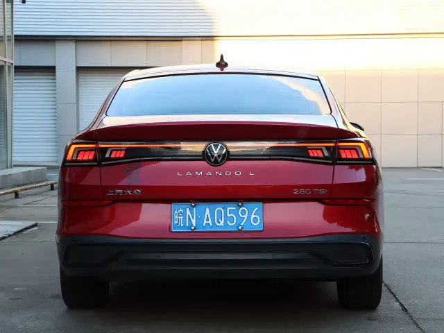 Volkswagen Lamando — Фото автомобиля 2