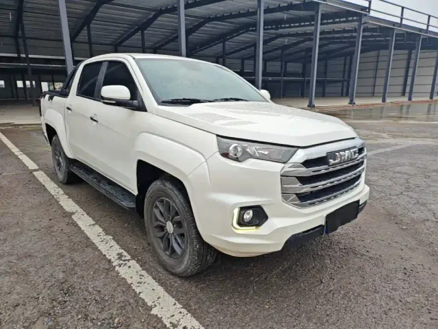JMC Vigus 7 — Фото автомобиля 3