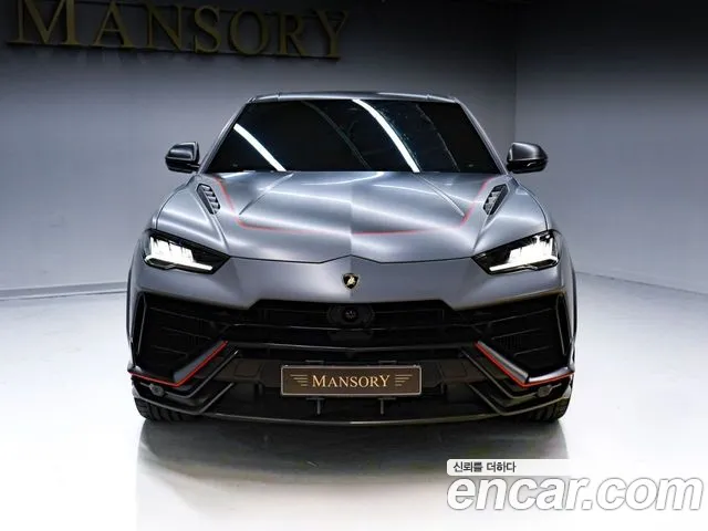 Lamborghini Urus — Фото автомобиля 3