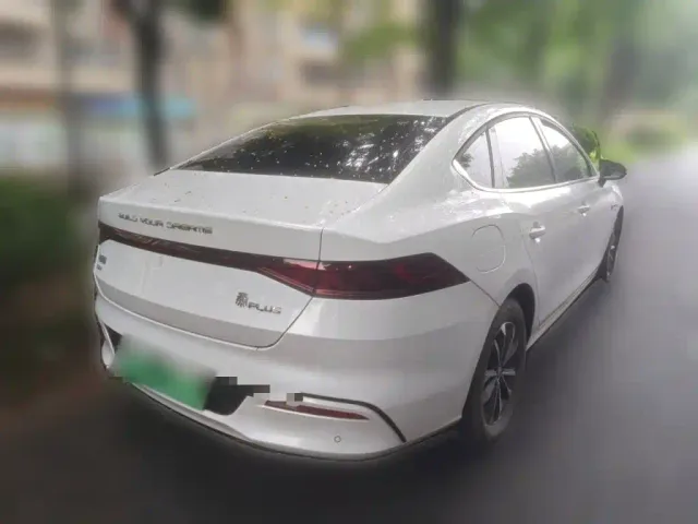 BYD Qin PLUS — Фото автомобиля 12