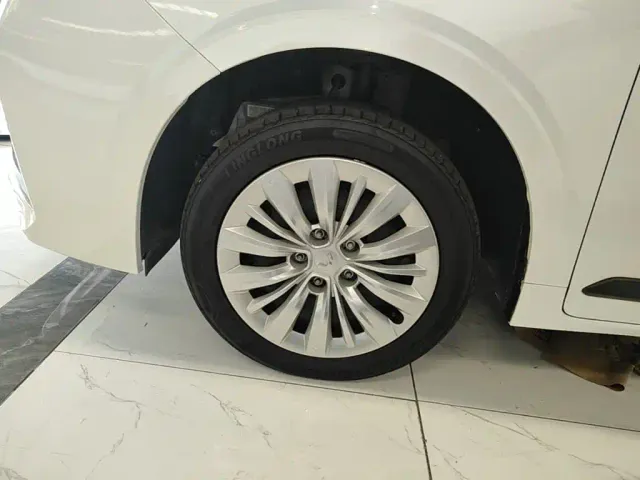 Wuling Motors Wuling Jiachen 2022 1.5L Manual Joy Elite — Фото автомобиля 22