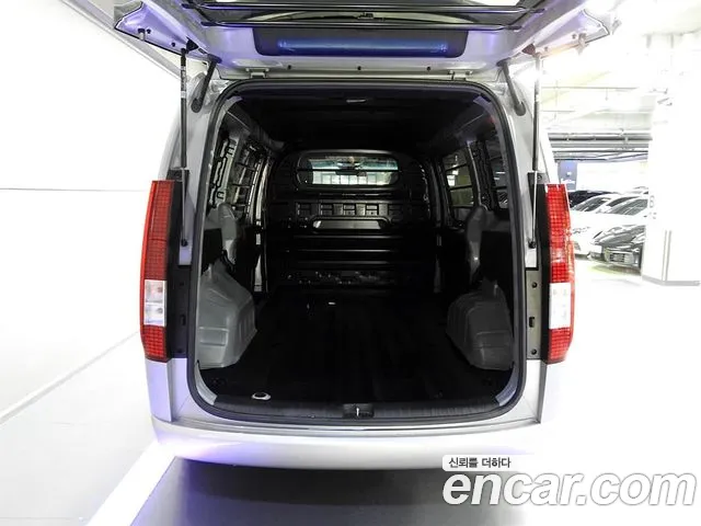 Hyundai Staria Staria Карго 3 места — Фото автомобиля 16