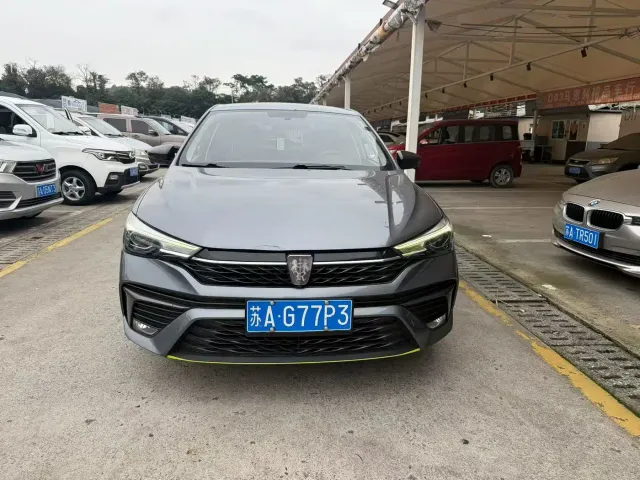 Roewe i5 — Фото автомобиля 2