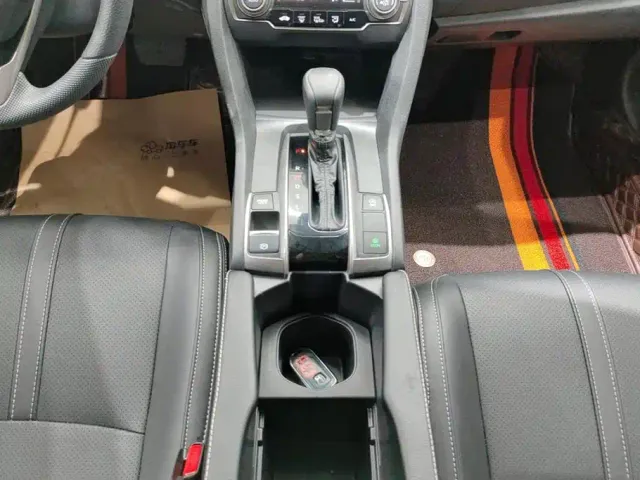Honda Civic — Фото автомобиля 16