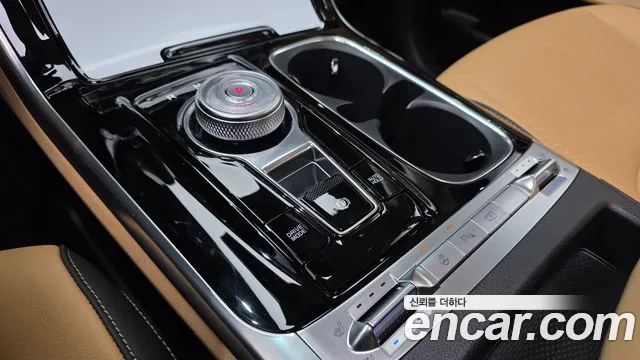 Kia Canival Carnival 4 поколение Бензин 9 мест Signature — Фото автомобиля 9