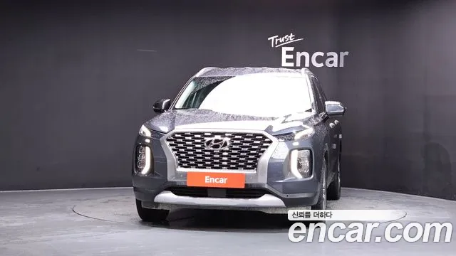 Hyundai Palisade Palisade Дизель 2.2 2WD — Фото автомобиля 3