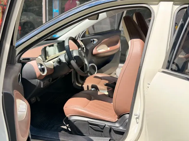 Wuling Bingo — Фото автомобиля 4