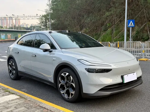 Onvo L60 — Фото автомобиля 3