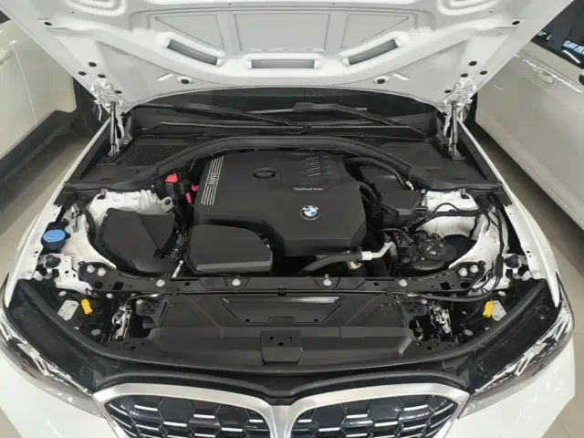 BMW 3 Series — Фото автомобиля 19