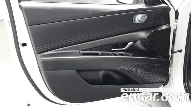 Hyundai AVANTE Новый Avante (CN7) — Фото автомобиля 24