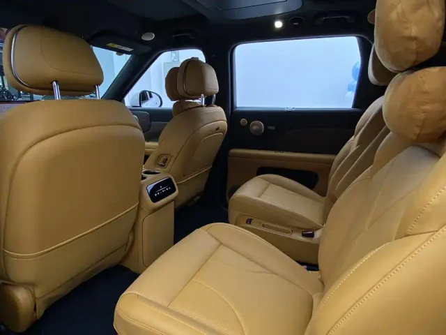 IM Motors LS8 — Фото автомобиля 21