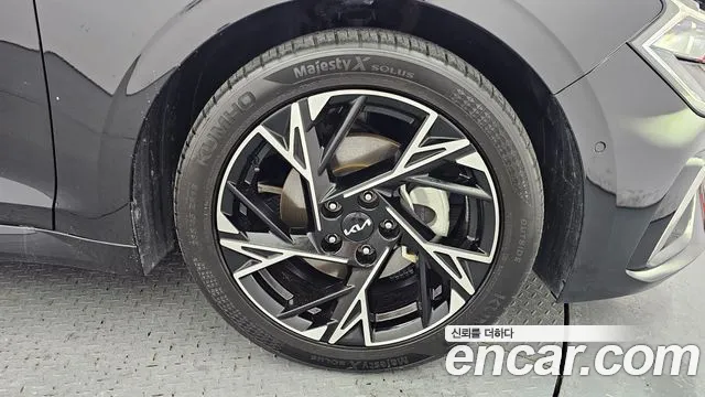 Kia K5 Signature — Фото автомобиля 5