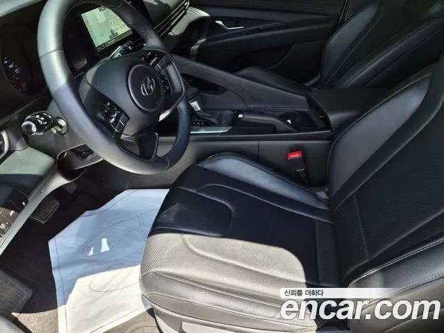 Hyundai AVANTE Avante (CN7) — Фото автомобиля 9